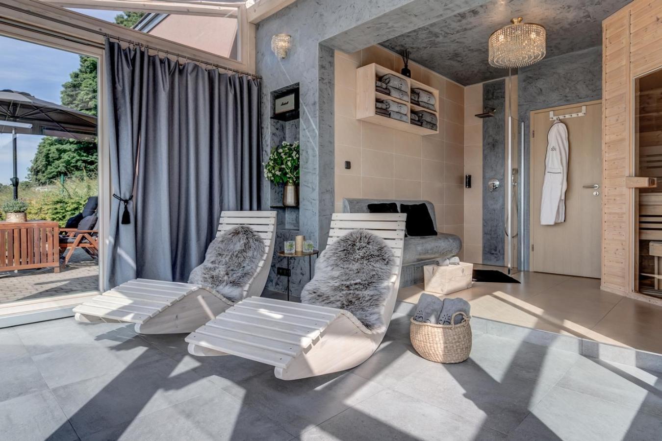 Wellness Apartmany Cesky Raj & Biokolna Lomnice nad Popelkou Esterno foto