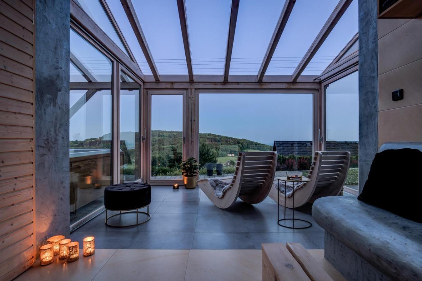 Wellness Apartmany Cesky Raj & Biokolna Lomnice nad Popelkou Esterno foto