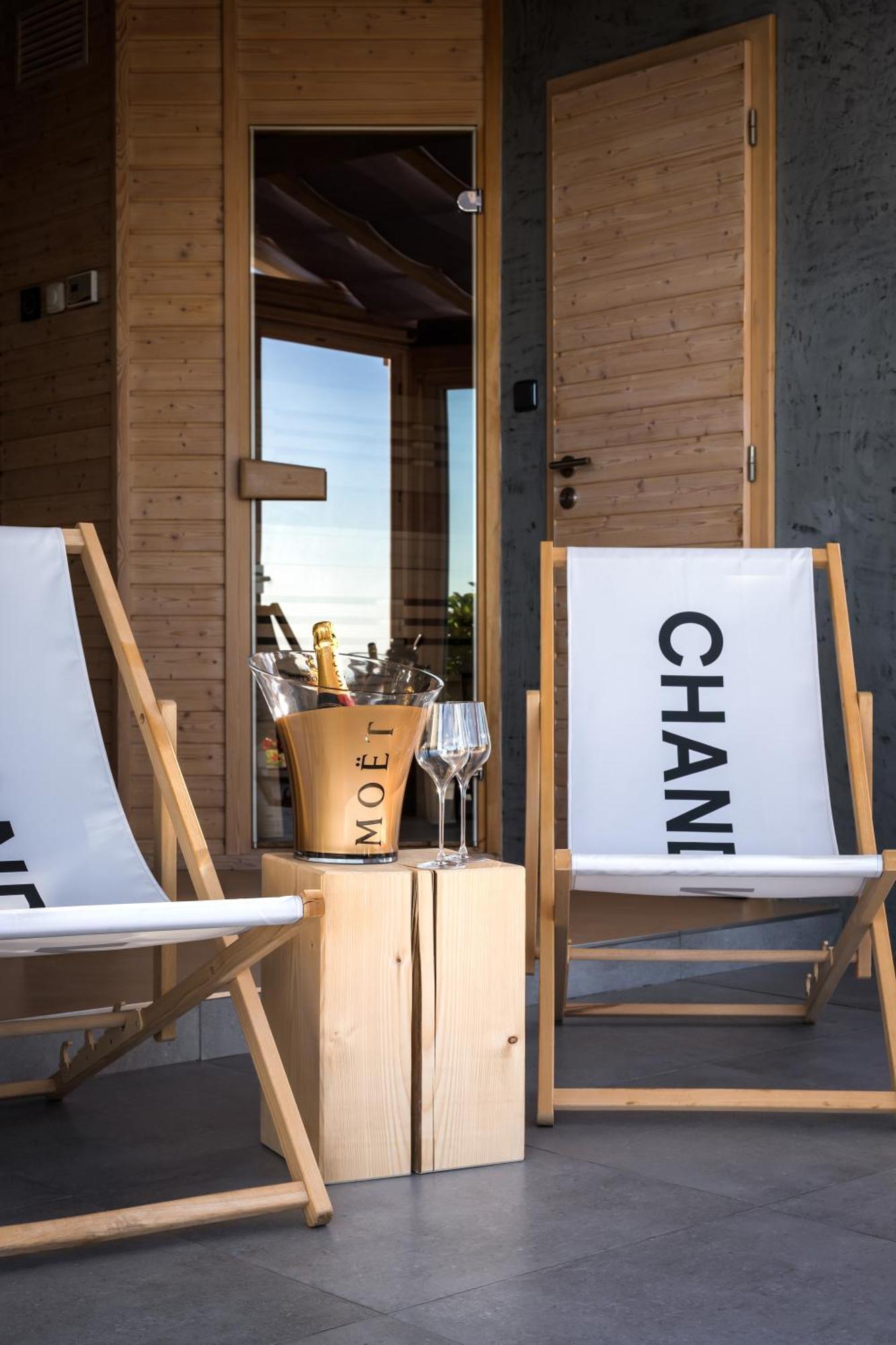 Wellness Apartmany Cesky Raj & Biokolna Lomnice nad Popelkou Esterno foto
